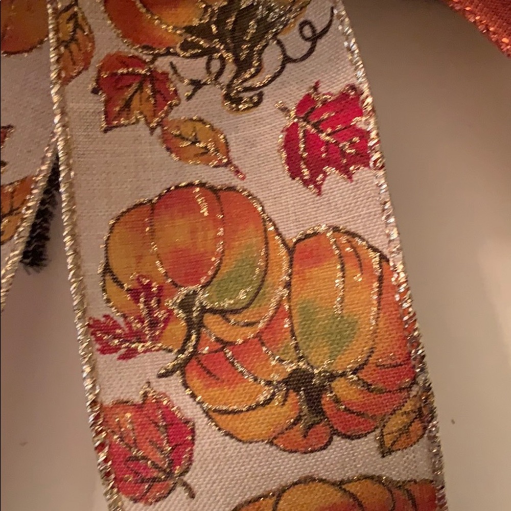 Handmade Bow - Picture 3 of 5
